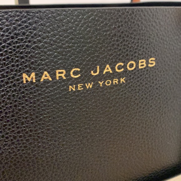 Marc Jacobs Large Grind Colorblock Large Tri-Compartment Key & Lock Tote Bag - Picture 3 of 15
